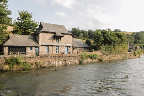 Bridgend Barn, Newton Ferrers Image of Bridgend Barn, Newton Ferrers
